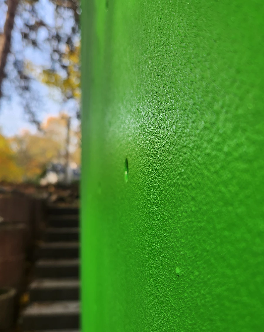 Neu Beschichtetet Kletterwand